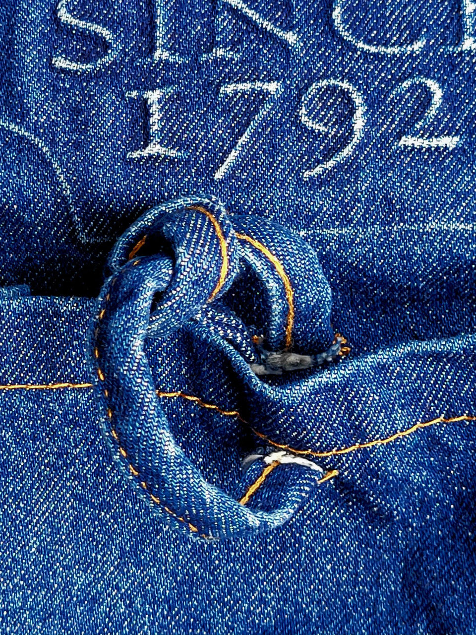 Harvest Gathering Apron – Almanac Embossed Logo - Image 5