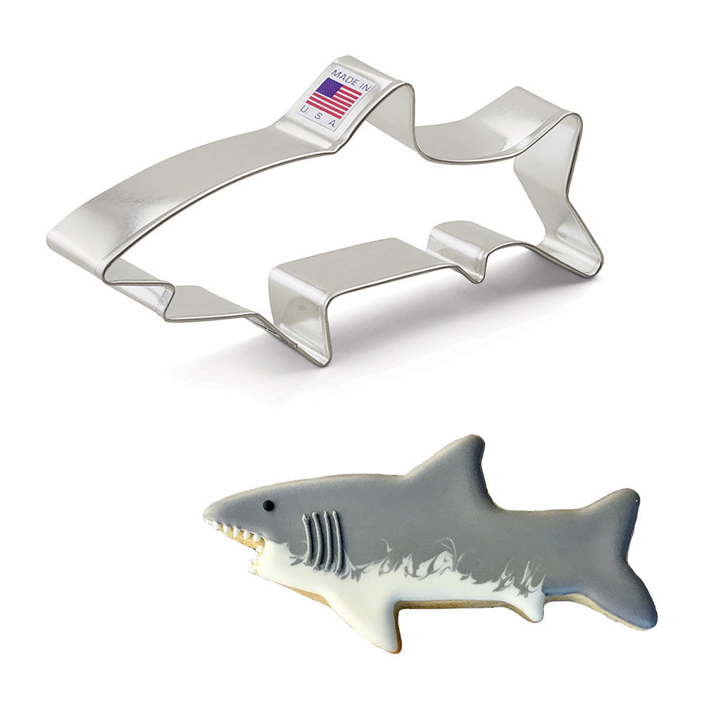 Shark Cookie Cutter 5 3/4″