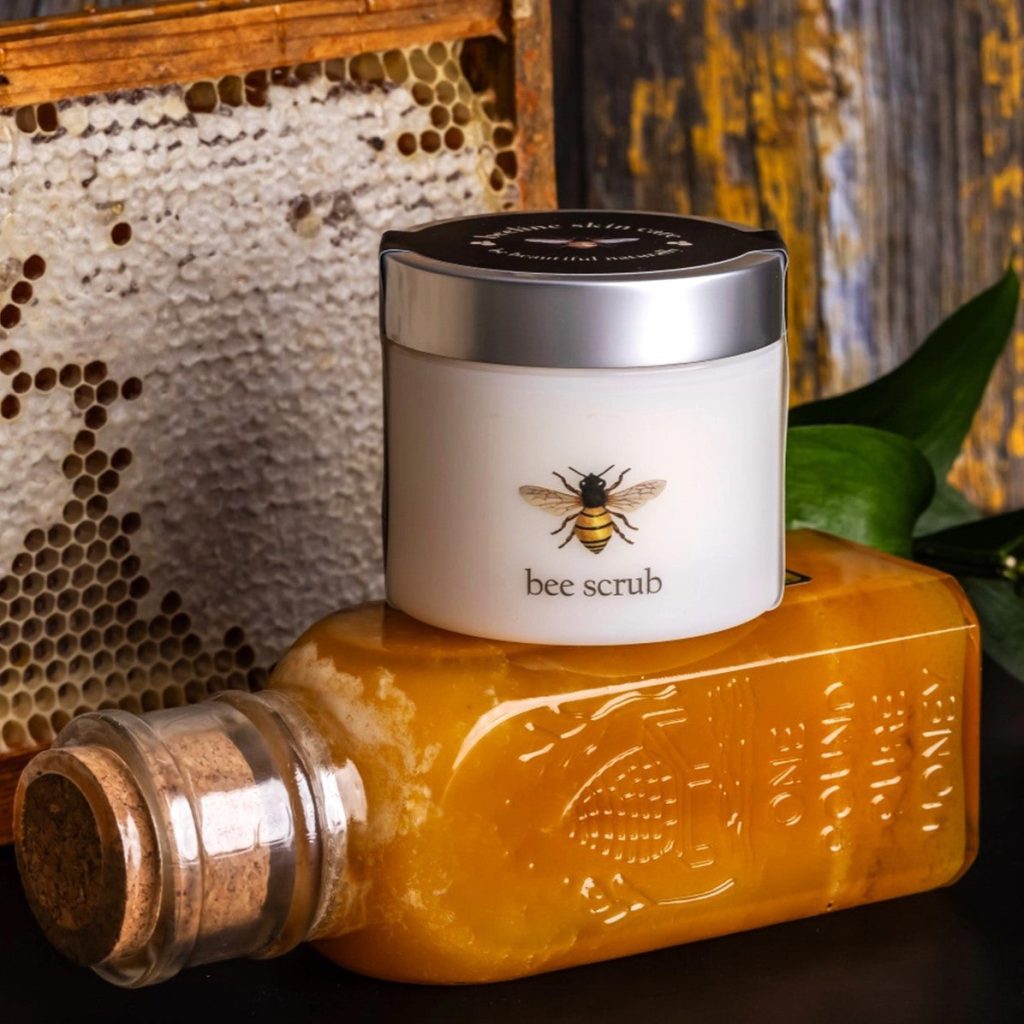 Bee Scrub – Vegetable Based Sugar Scrub