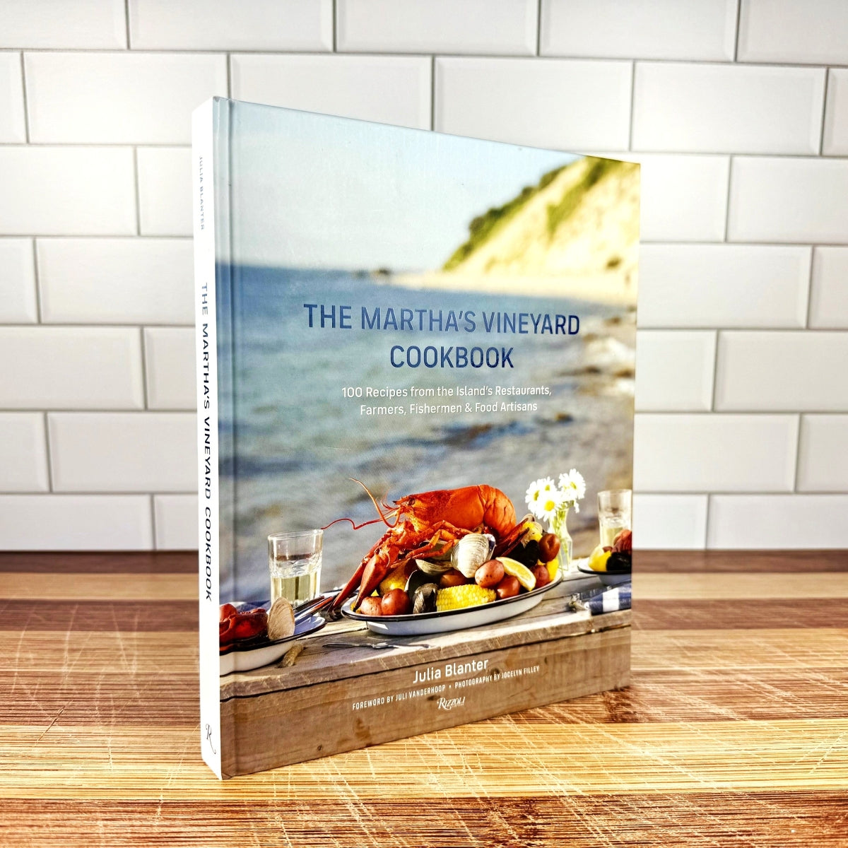The Marthas Vineyard Cookbook - Image 6