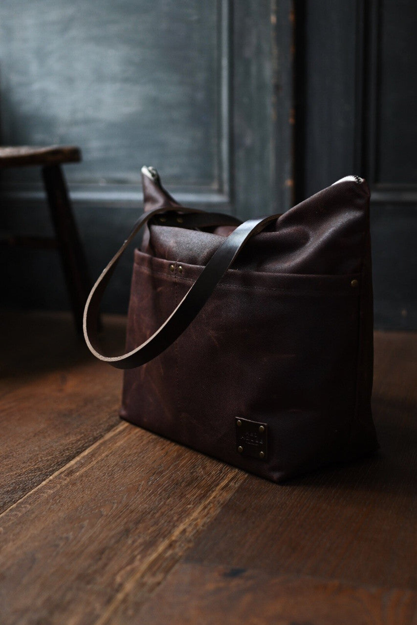 The Medium Zip Tote – Waxed Canvas Bag - Image 10