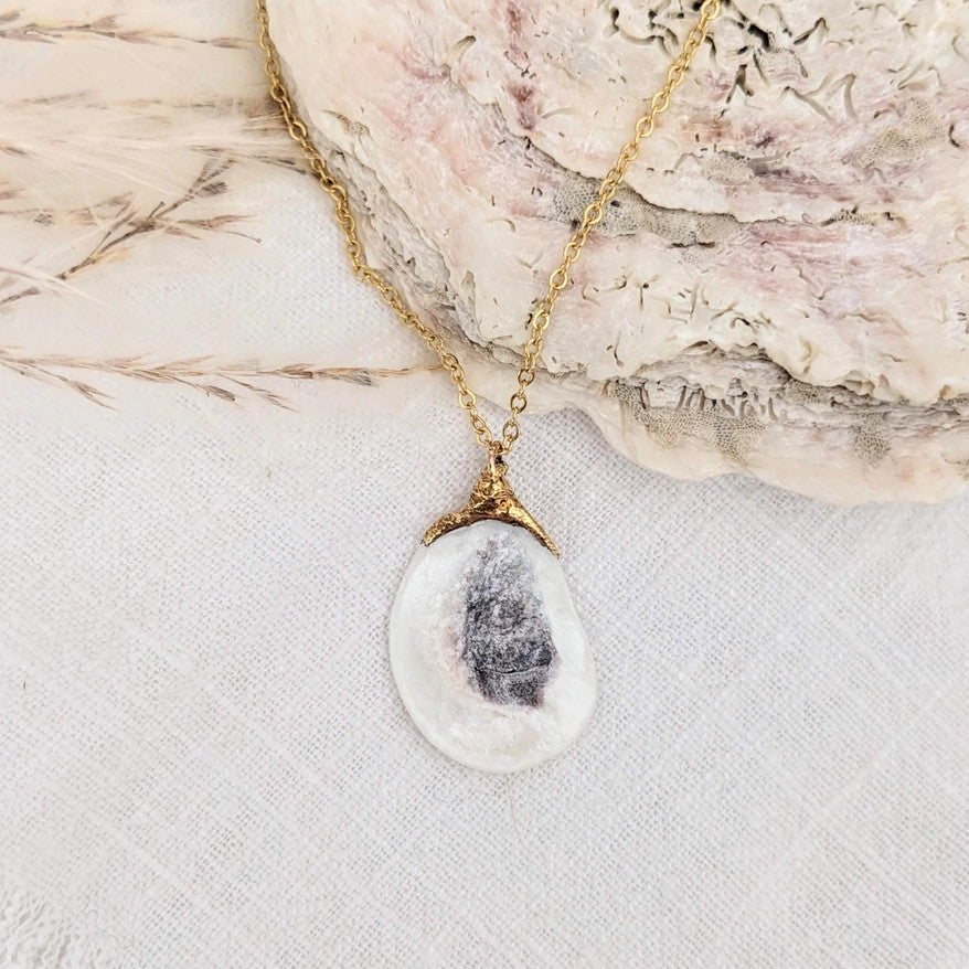 14K Gold Dipped Oyster Shell Necklace - Image 4